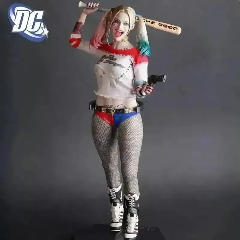 Harley Quinn Action Figure (35 cm) - Bear Hugs