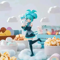 Hatsune Miku X Cinnamoroll Figurine (17CM) - Bear Hugs
