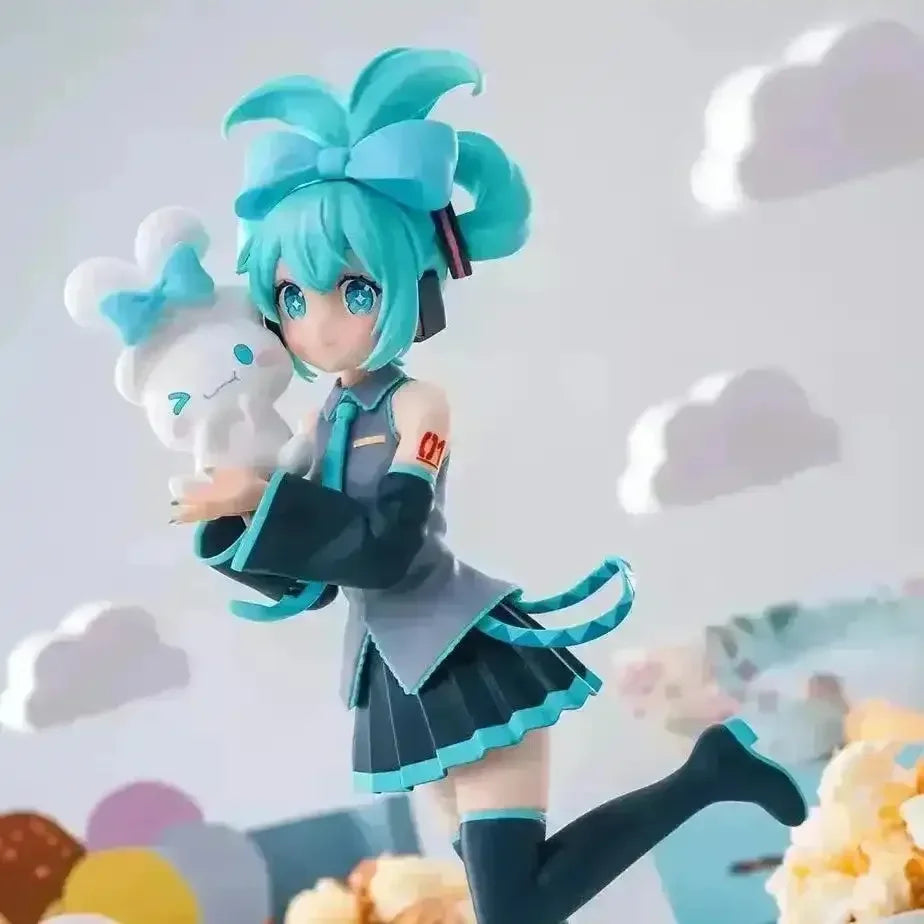 Hatsune Miku X Cinnamoroll Figurine (17CM) - Bear Hugs