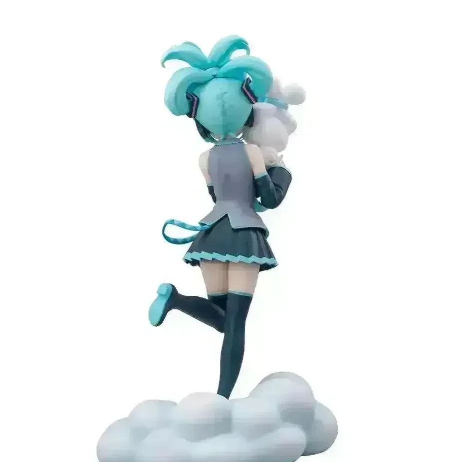 Hatsune Miku X Cinnamoroll Figurine (17CM) - Bear Hugs
