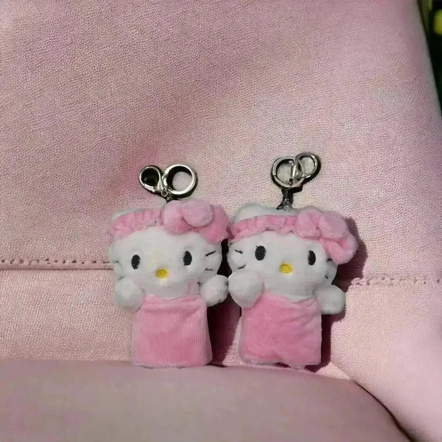 Headband Hello Kitty Plush Keychain - Bear Hugs