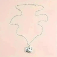 Hello Kitty Opening Can Pendant - Bear Hugs