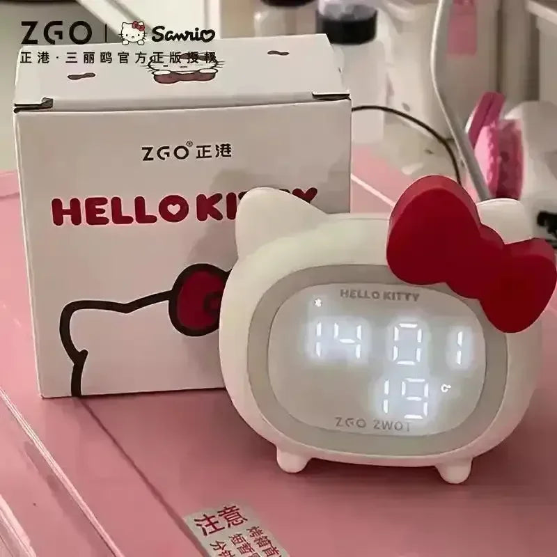 Hello Kitty ZGH-096 Alarm Clock & Speaker - Bear Hugs