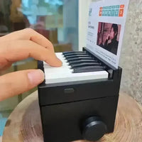 Jay Chou Playable Piano Desk Calendar with Musical Sheets - Bear Hugs