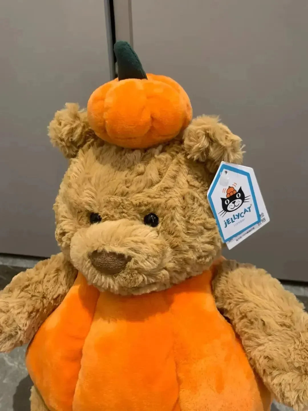 Jellycat Barcelona Pumpkin Bear (35 cm) - Bear Hugs