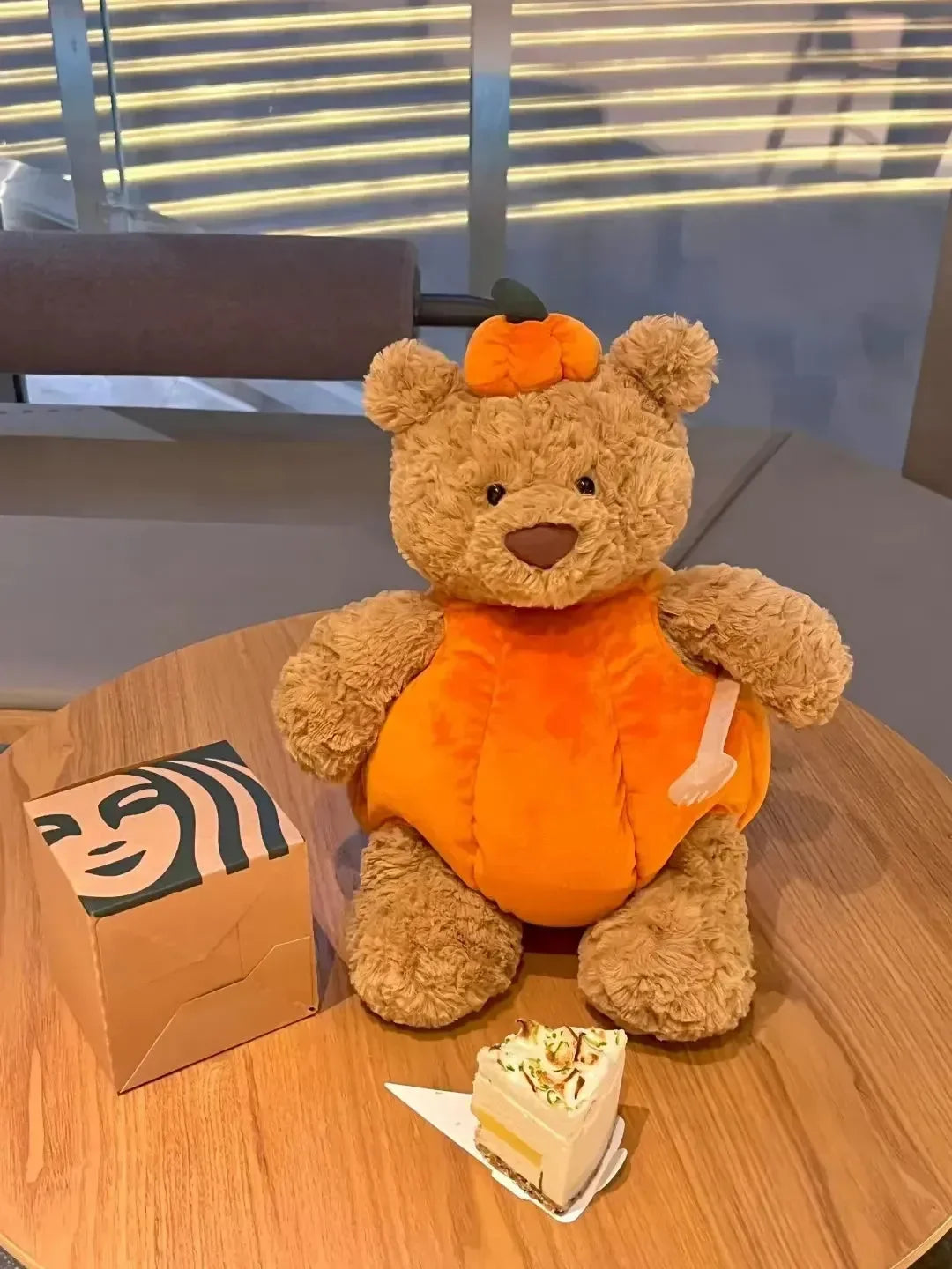 Jellycat Barcelona Pumpkin Bear (35 cm) - Bear Hugs