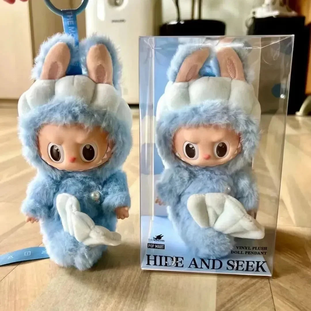 Labubu Hide & Seek Plush Pendant - Bear Hugs