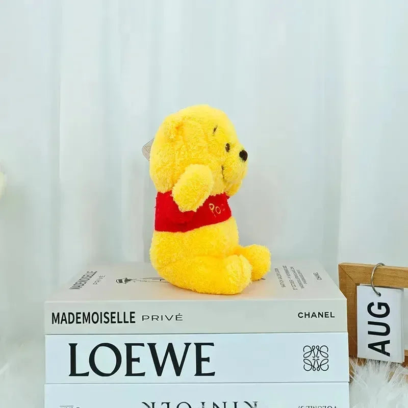 Little Winnie the Pooh Plush (20 cm) - Bear Hugs