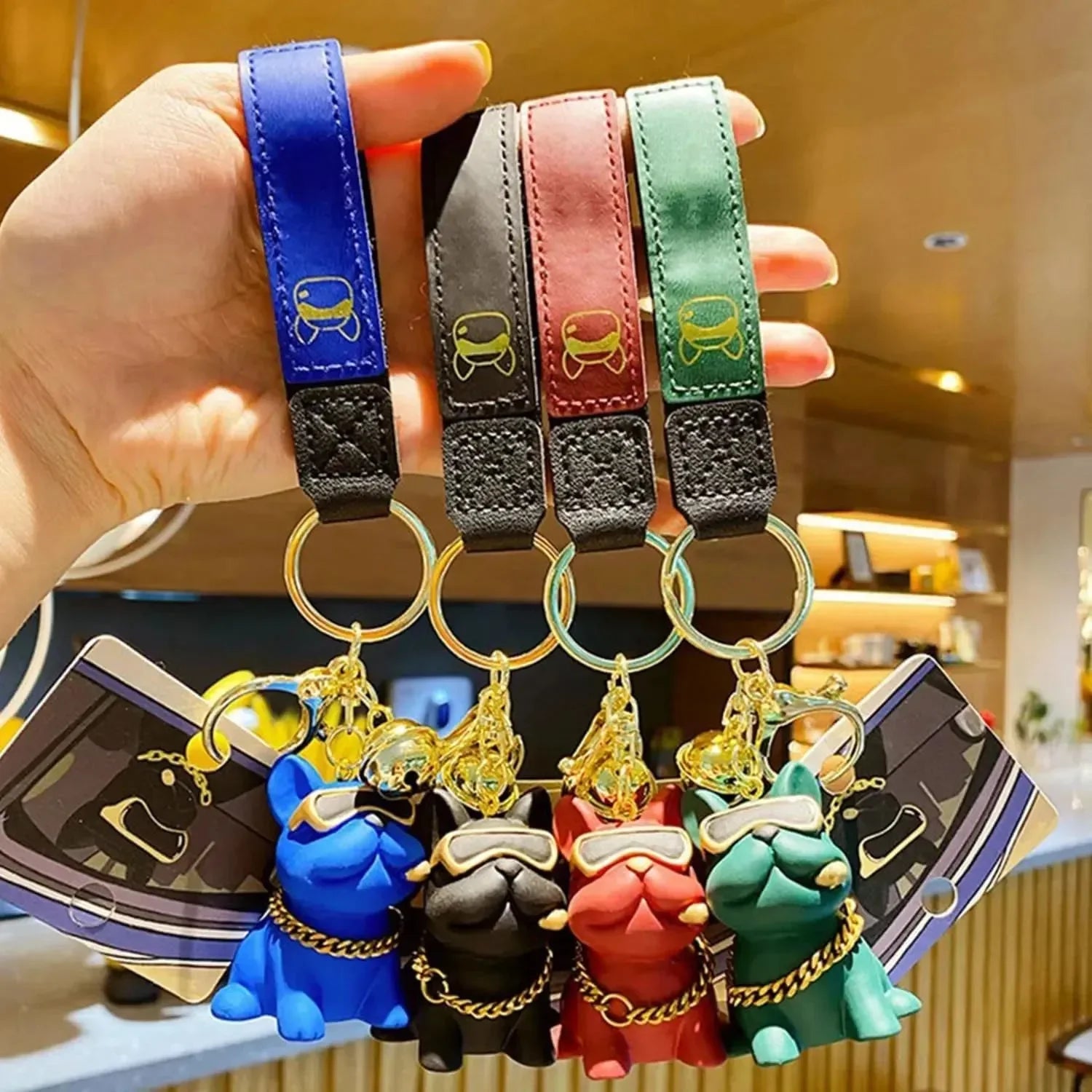 Luxurious Bulldog 3D Keychain - Bear Hugs