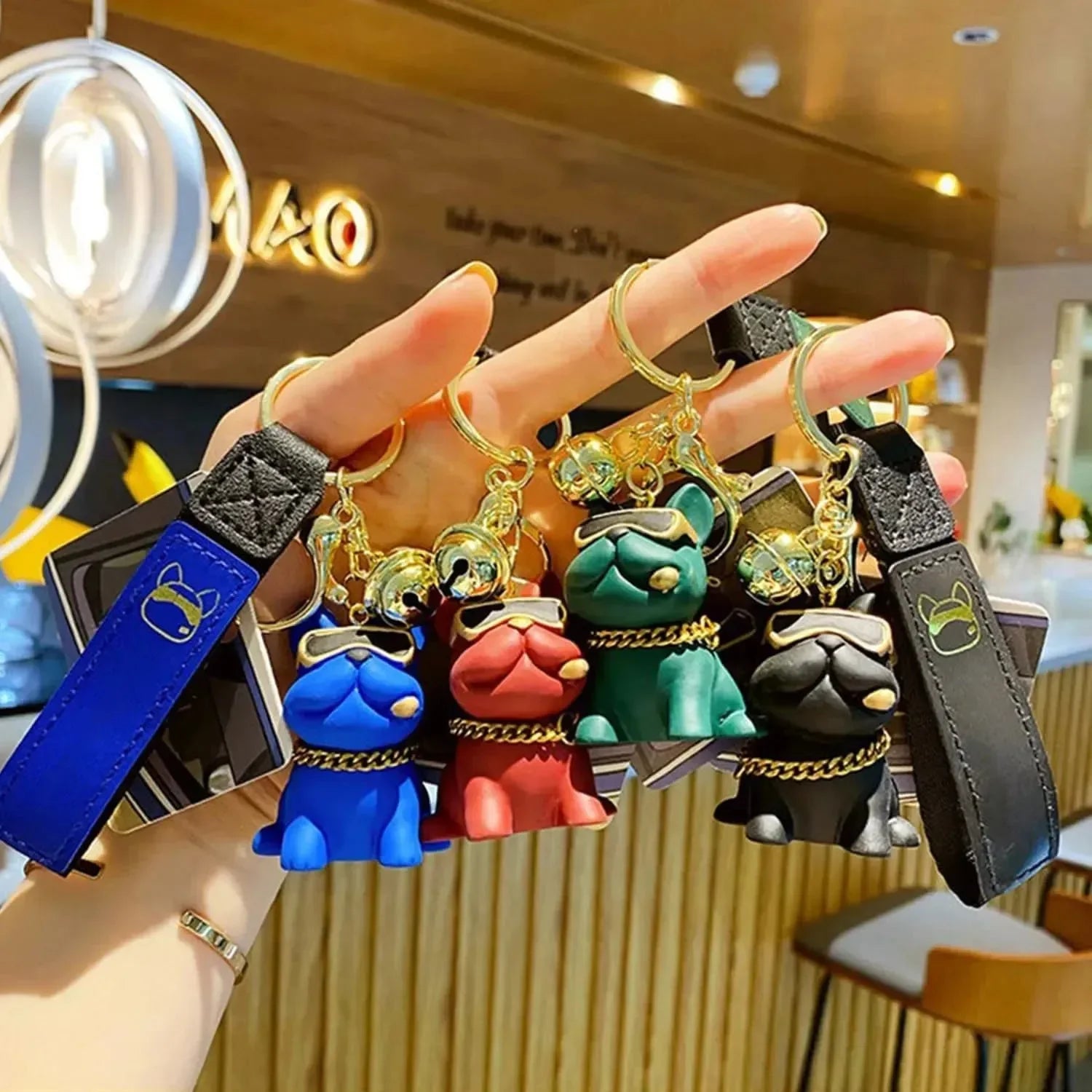 Luxurious Bulldog 3D Keychain - Bear Hugs