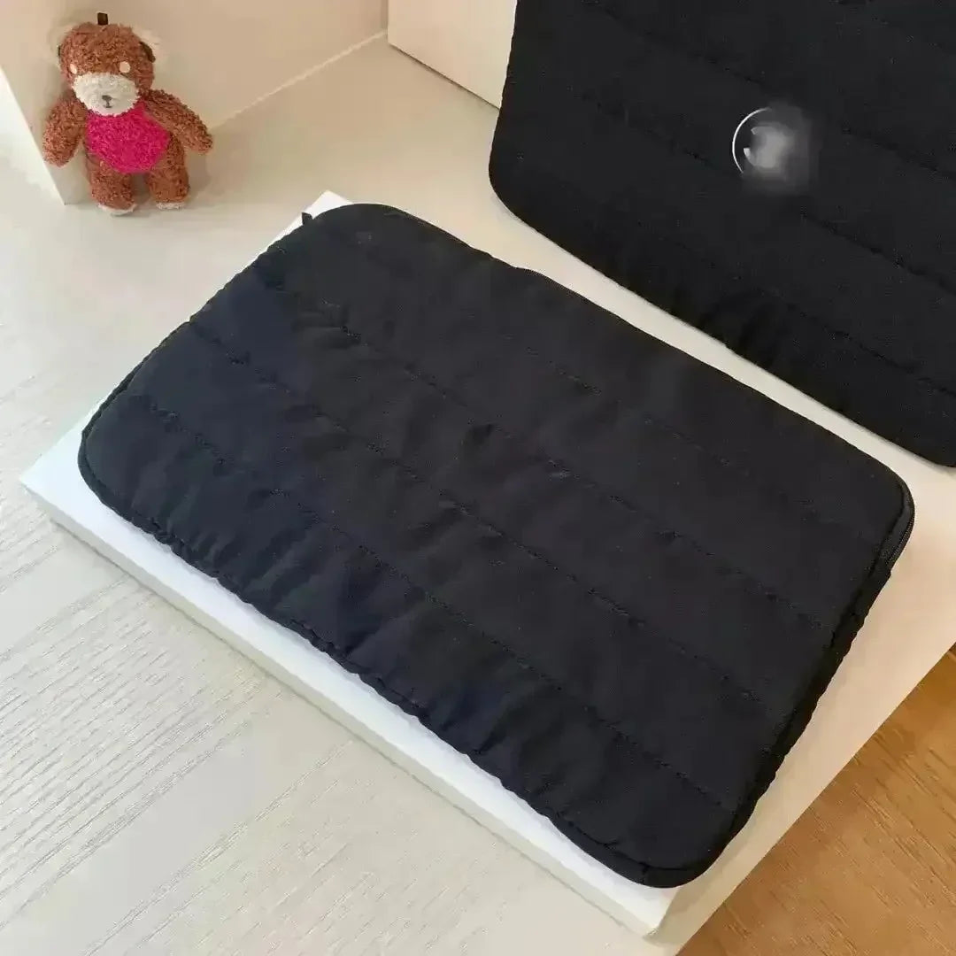 Luxury CC Protective Sleeve Laptop Bag (16 inches) - Bear Hugs