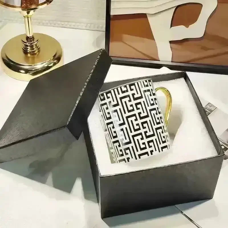 Luxury Designer G Mug (400 ml) - Bear Hugs