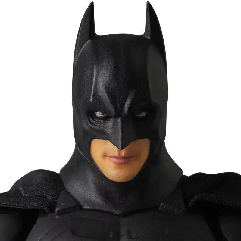 MAFEX No.049 Dark Knight Batman Action Figure - Bear Hugs
