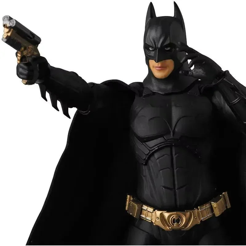 MAFEX No.049 Dark Knight Batman Action Figure - Bear Hugs