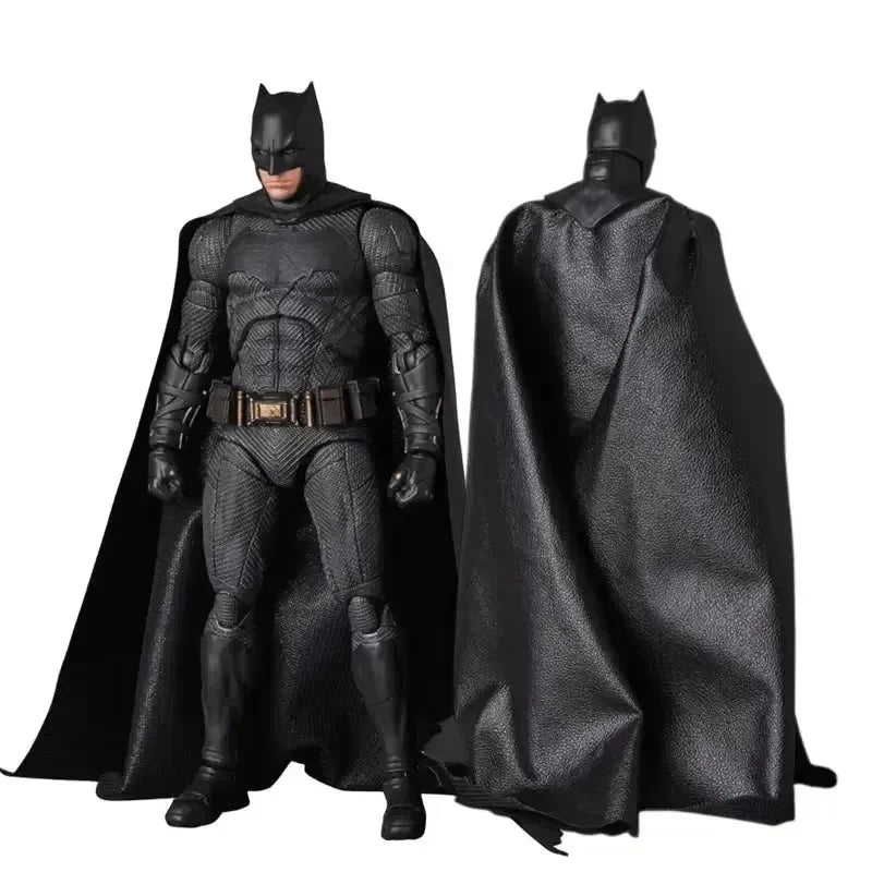 MAFEX No.056 Justice League Batman Action Figure - Bear Hugs
