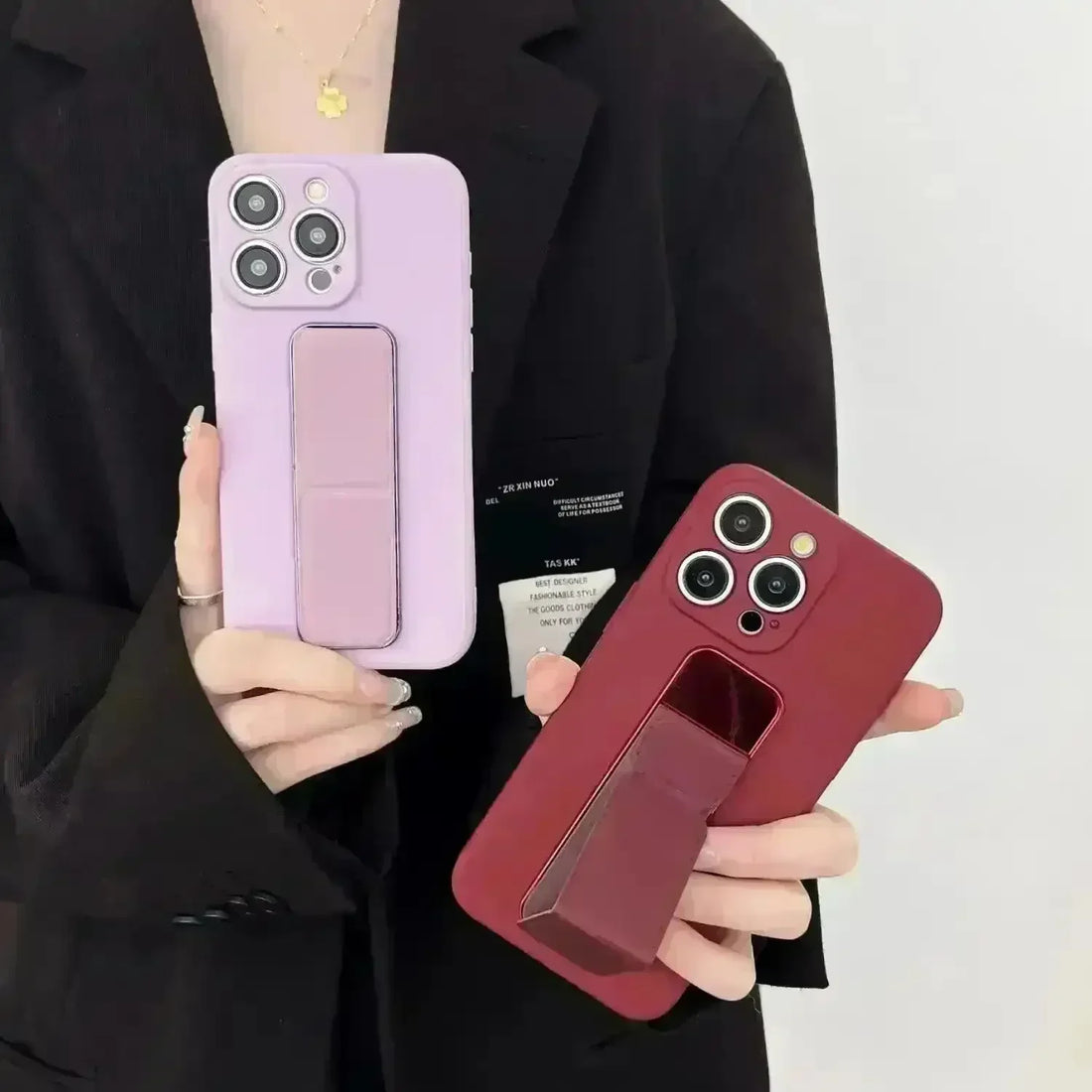 Magnetic Stand Silicon Case (For iPhones) - Bear Hugs