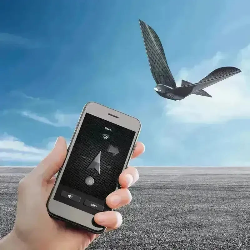 MetaBird Bionic Remote Controlled Bird - Bear Hugs