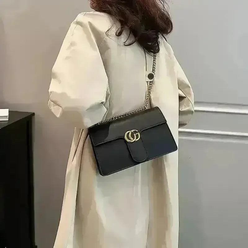 Minimalistic Double Buckle Handbag - Bear Hugs