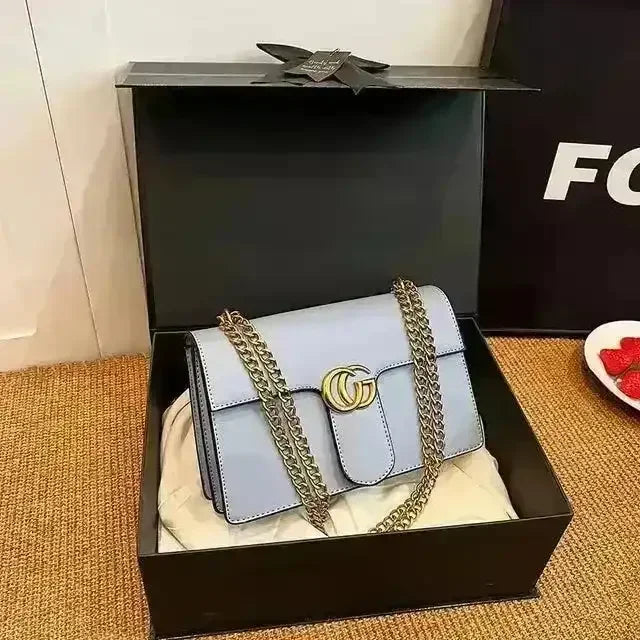 Minimalistic Double Buckle Handbag - Bear Hugs