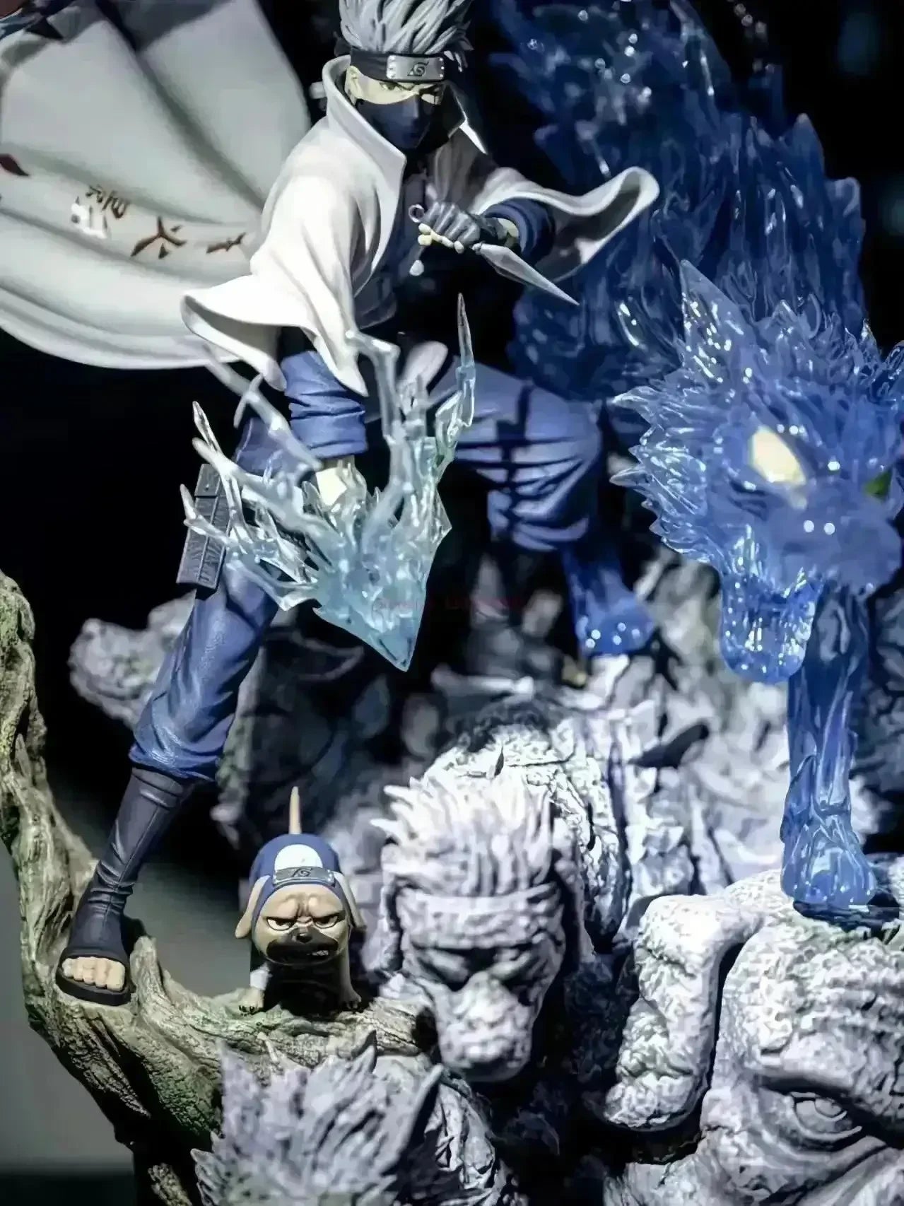 Naruto Hatake Kakashi Action Figure (27 cm) - Bear Hugs