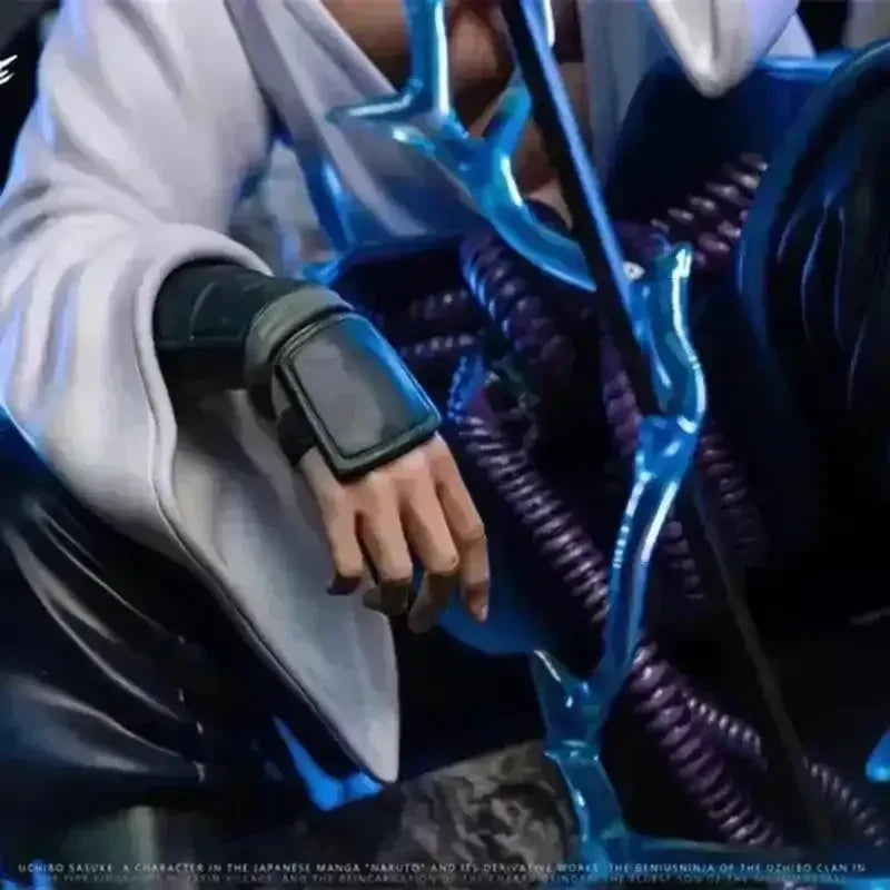 Naruto Uchiha Sasuke Sitting Action Figures (18 cm) - Bear Hugs