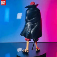 One Piece Red-Haired Shanks Action Figure (18 cm) - Bear Hugs