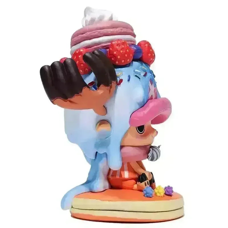 One Piece Tony Tony Chopper Candy Crown Figurine (11 cm) - Bear Hugs