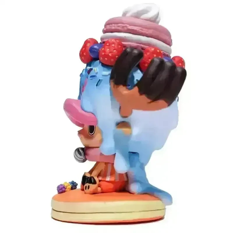 One Piece Tony Tony Chopper Candy Crown Figurine (11 cm) - Bear Hugs
