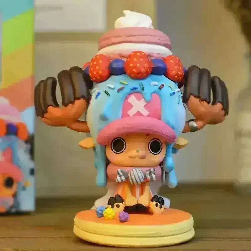 One Piece Tony Tony Chopper Candy Crown Figurine (11 cm) - Bear Hugs