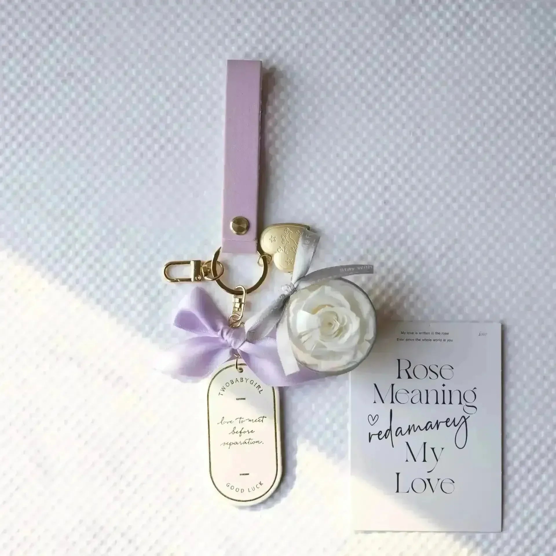 Preserved Rose Love Tag Keychain - Bear Hugs