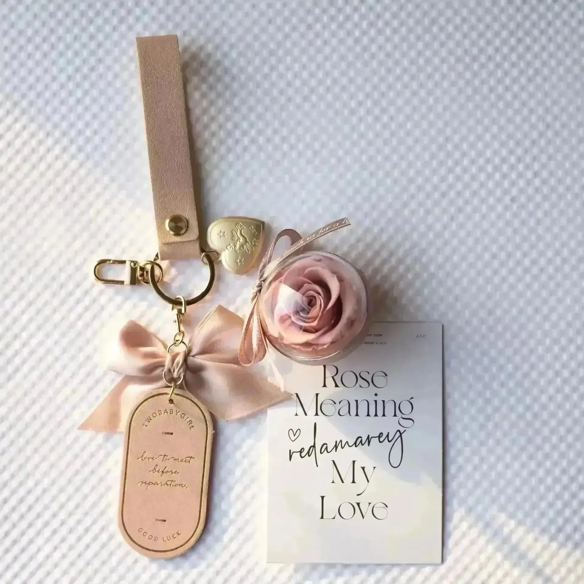 Preserved Rose Love Tag Keychain - Bear Hugs