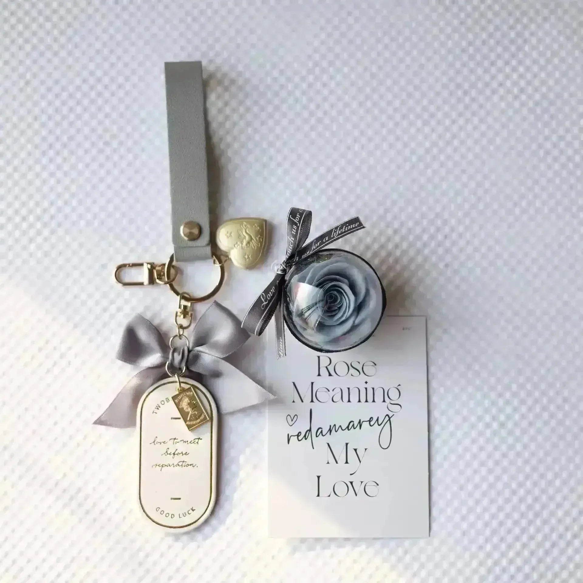 Preserved Rose Love Tag Keychain - Bear Hugs