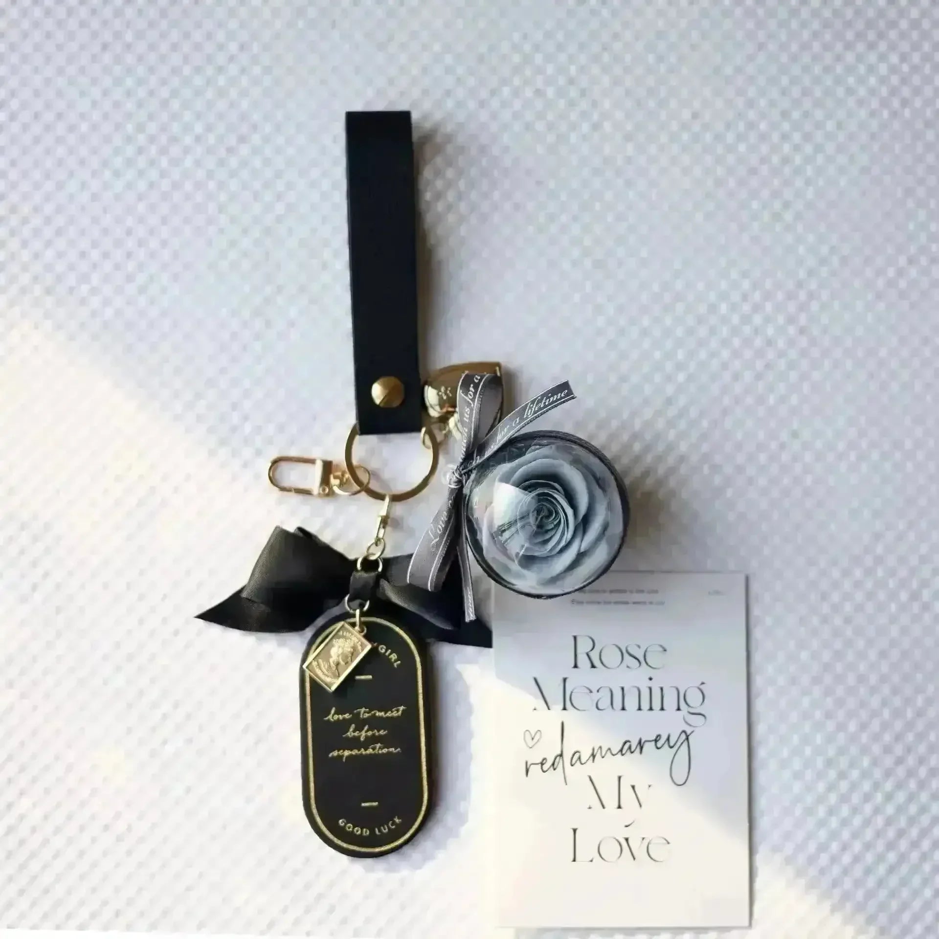 Preserved Rose Love Tag Keychain - Bear Hugs