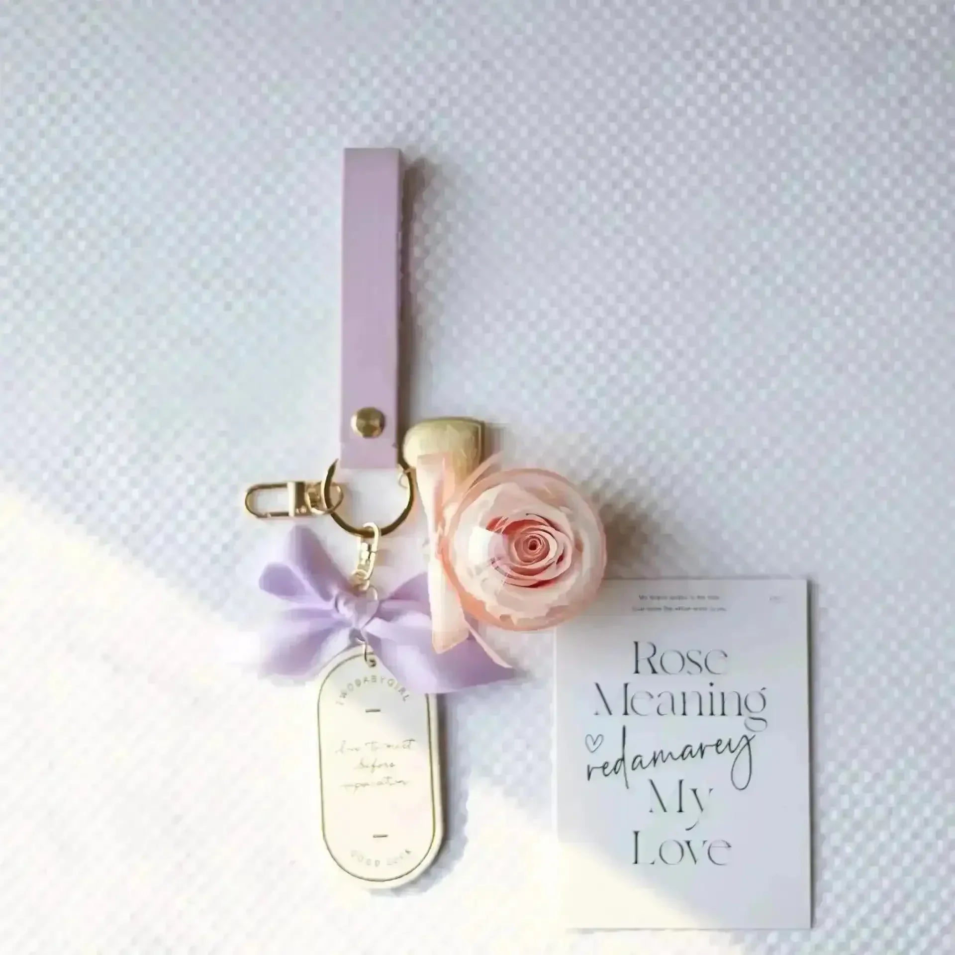 Preserved Rose Love Tag Keychain - Bear Hugs