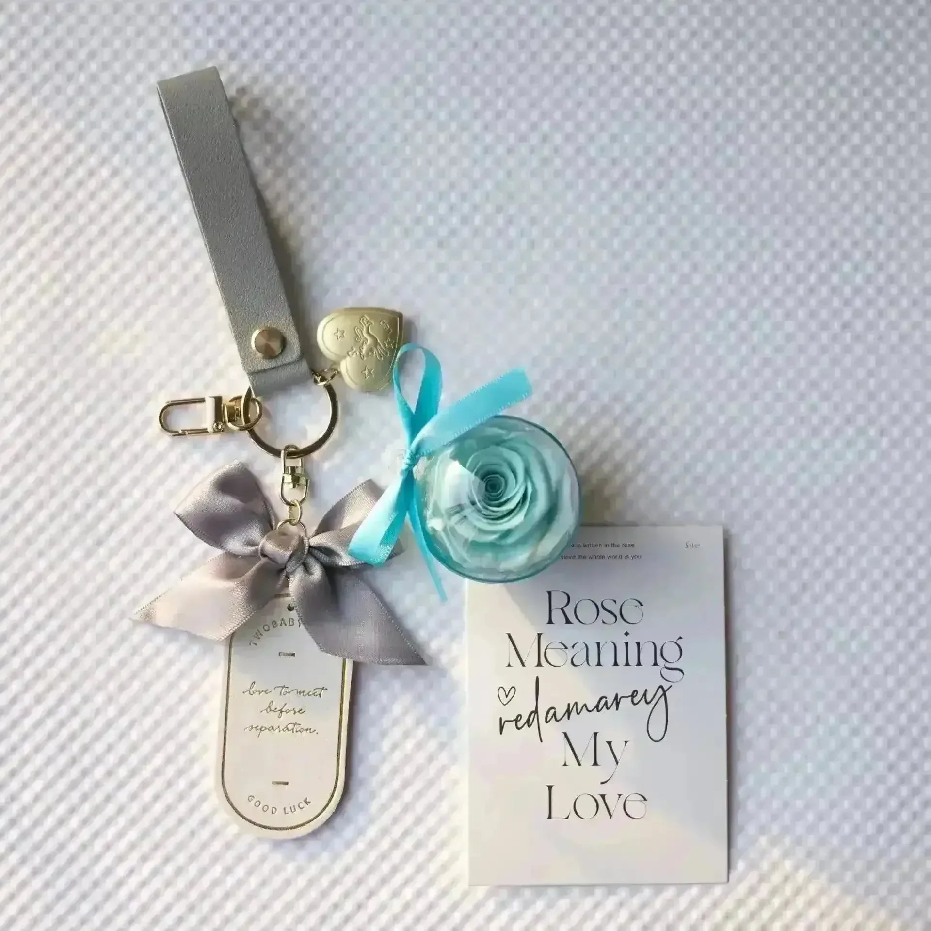 Preserved Rose Love Tag Keychain - Bear Hugs