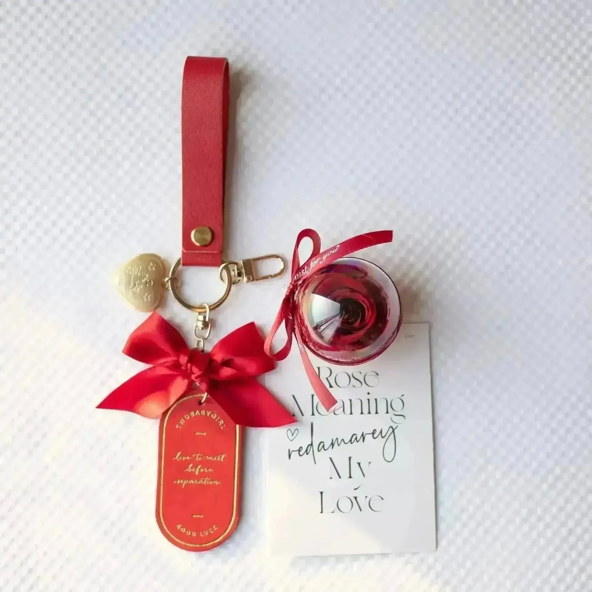 Preserved Rose Love Tag Keychain - Bear Hugs