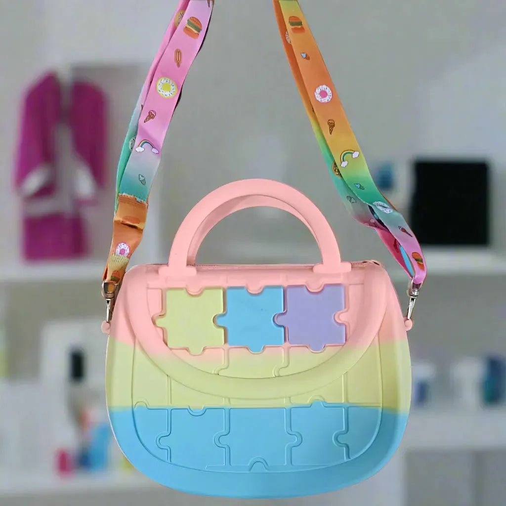 Puzzle Play Silicone Sling Bag - Bear Hugs