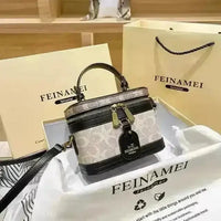 Redkiss Horse Drawn Handbag - Bear Hugs