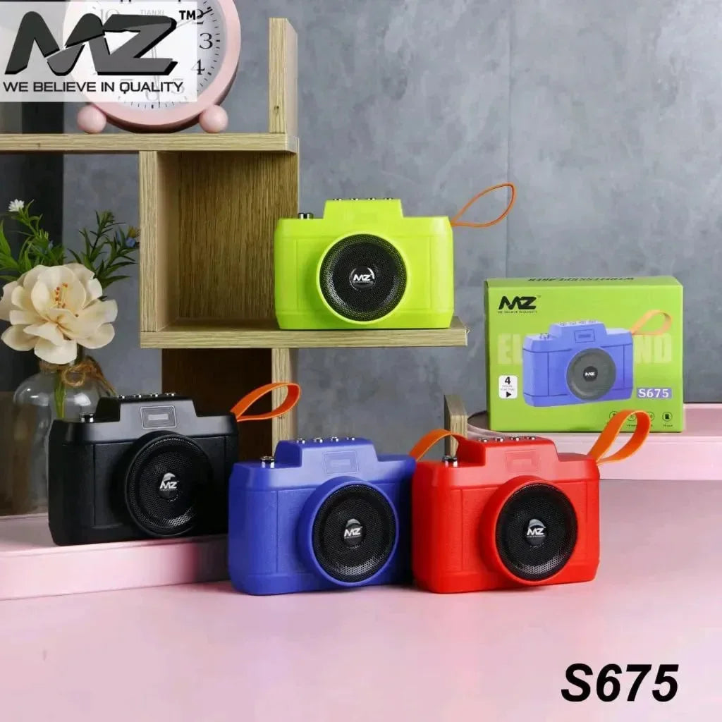 Retro-Sonic Camera-Shaped Bluetooth Speaker - Bear Hugs