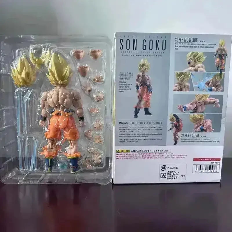 S.H.Figuarts Dragon Ball Z War-Damaged Goku Action Figure (18 cm) - Bear Hugs
