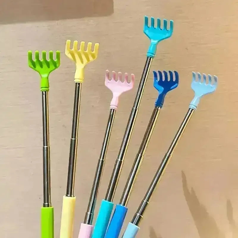 Scratch Me Extendable Tickle Pen - Bear Hugs