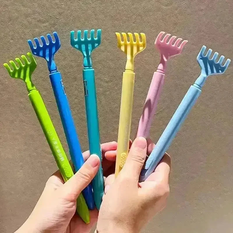 Scratch Me Extendable Tickle Pen - Bear Hugs