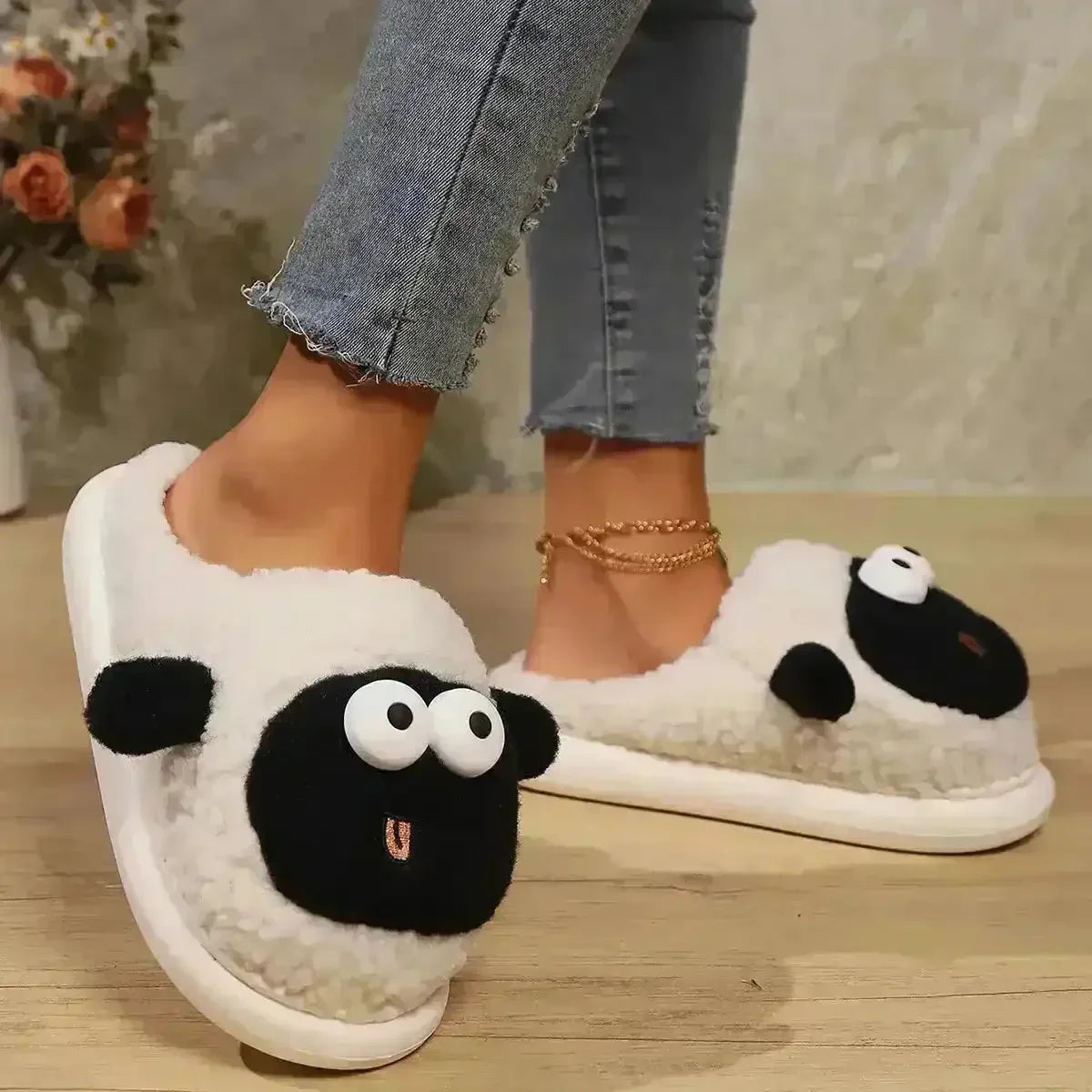 Shaun the Sheep Indoor Plush Slippers - Bear Hugs