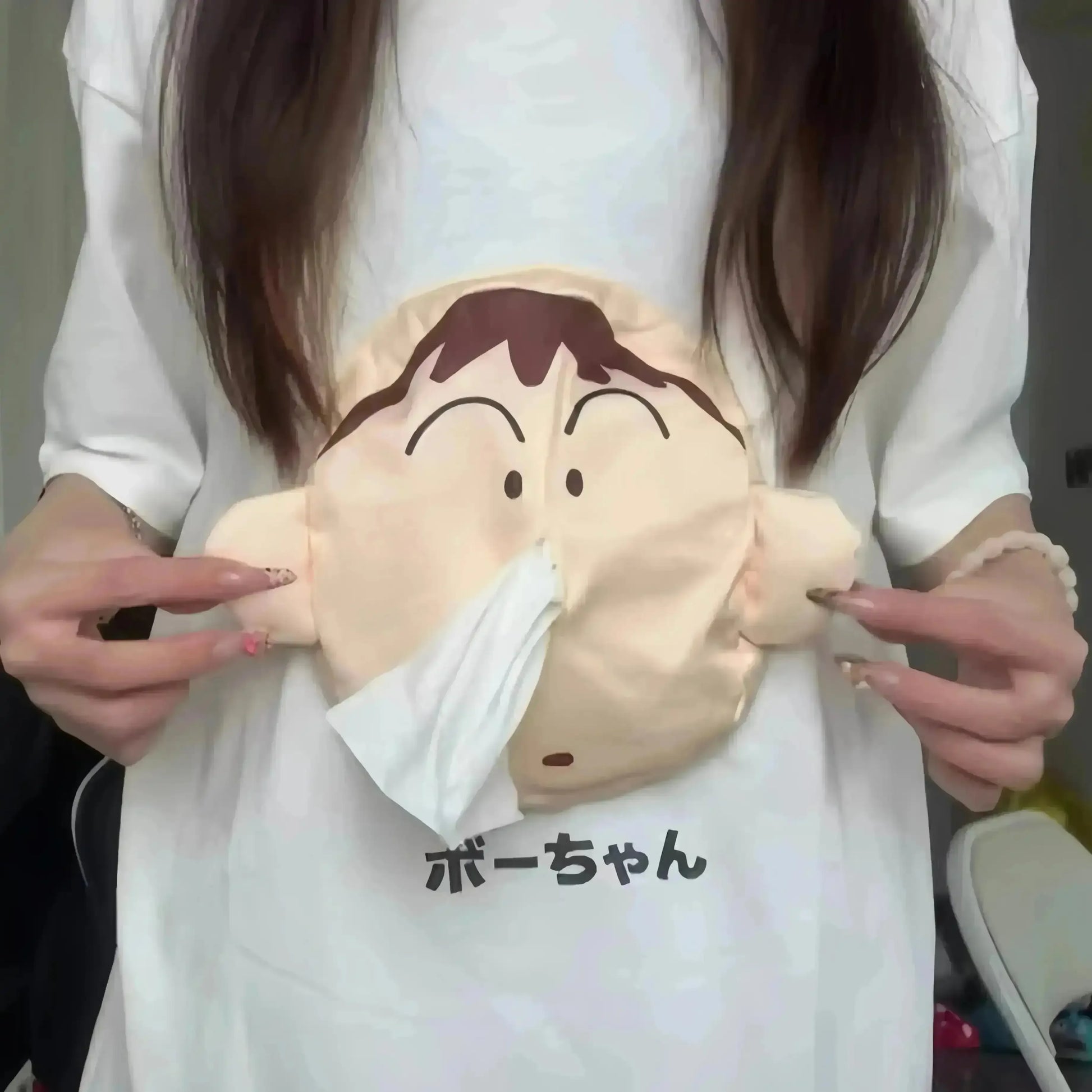 Shinchan Tissue Dispensing T-shirt - Bear Hugs
