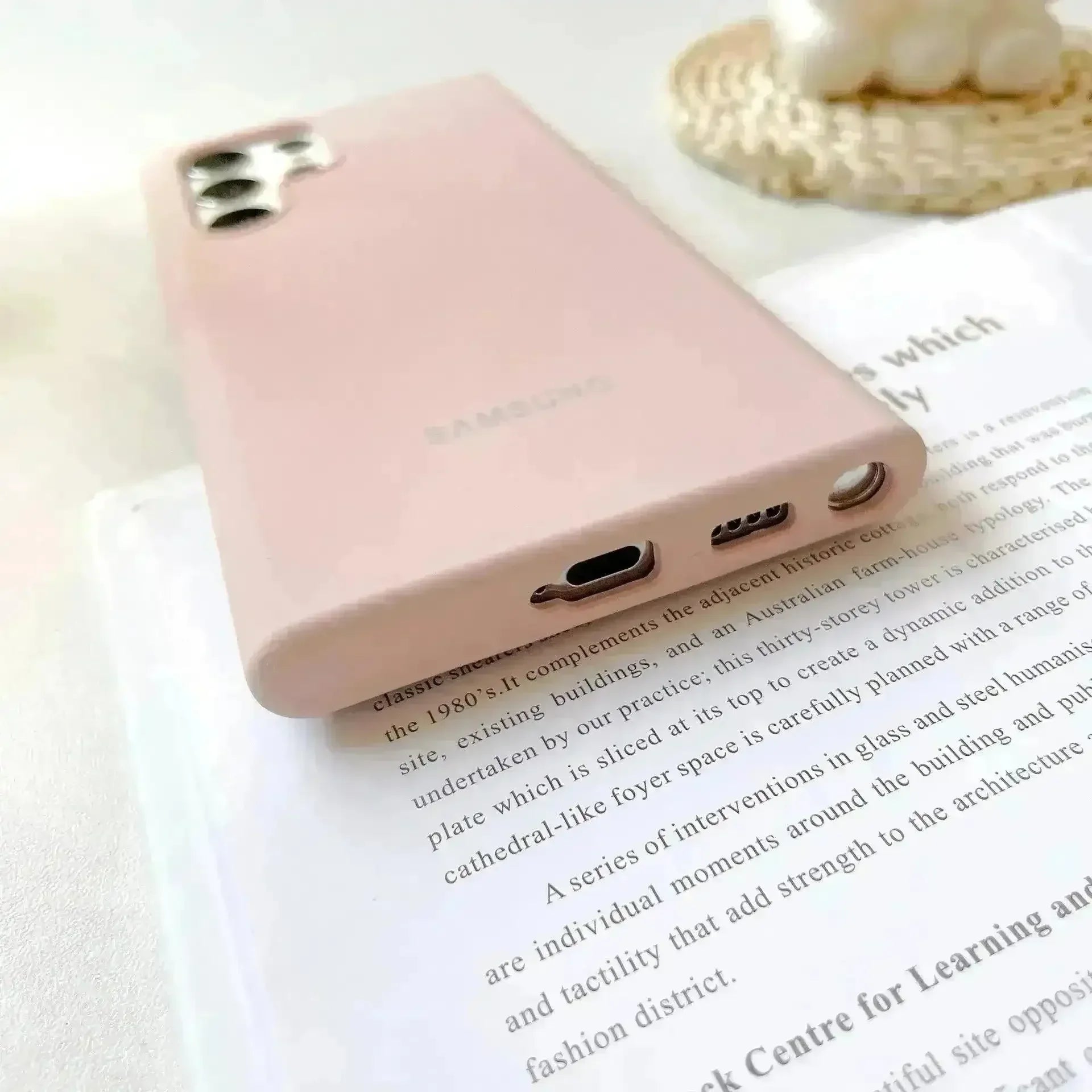 Silicon Anti-Fall Premium Cover (For Samsung) - Bear Hugs