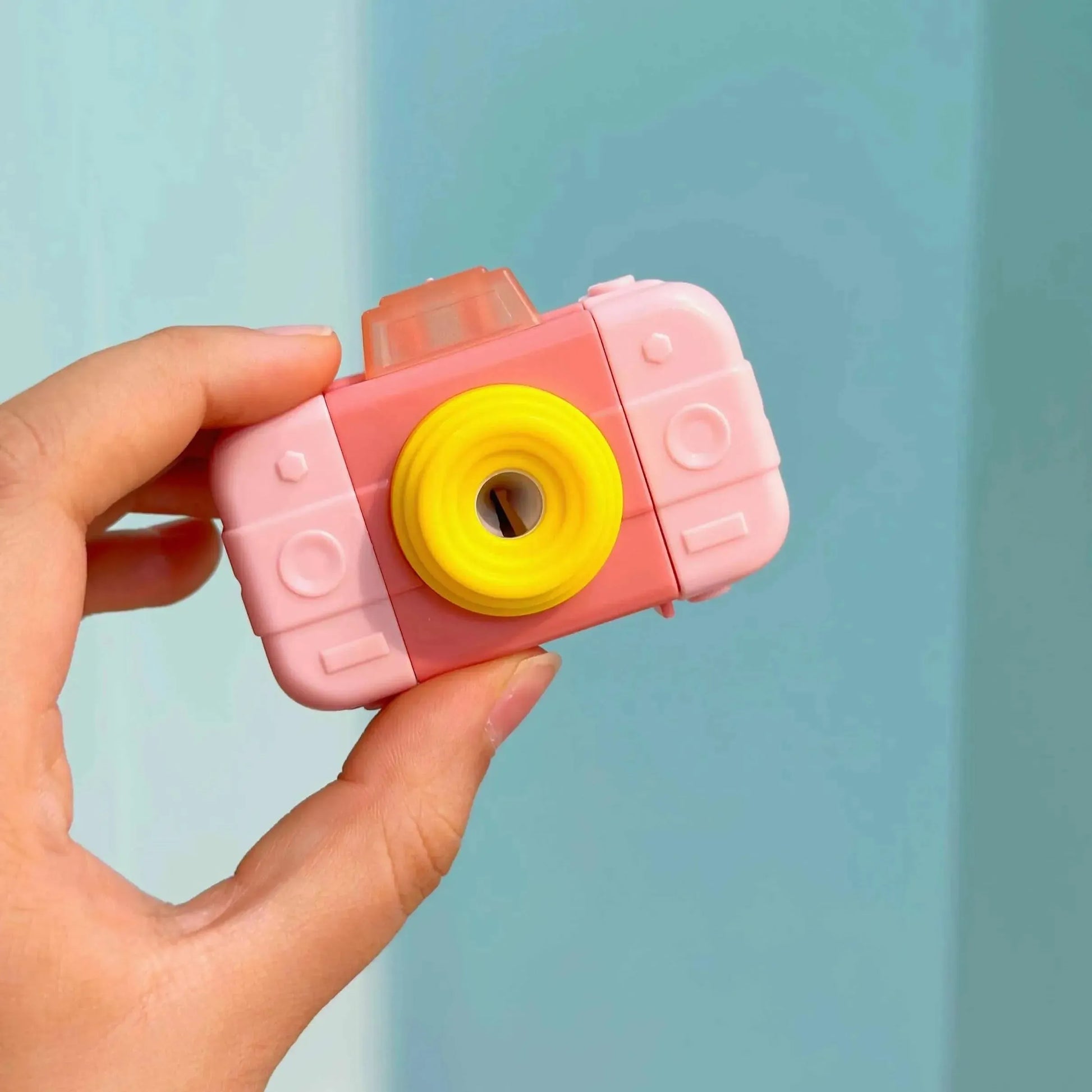 Snapshot Camera 2-in-1 Sharpener & Eraser - Bear Hugs