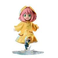 SPY×FAMILY Anya Forger Raincoat Figurine (12.5 cm) - Bear Hugs