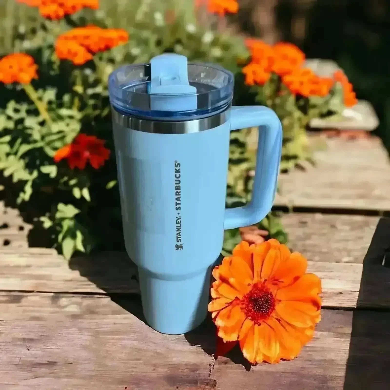 Starbucks x Stanley Limited Edition Tumbler (30 oz/40 oz) - Bear Hugs