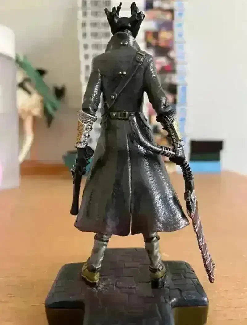 The Hunter Bloodborne Figure (10 cm) - Bear Hugs