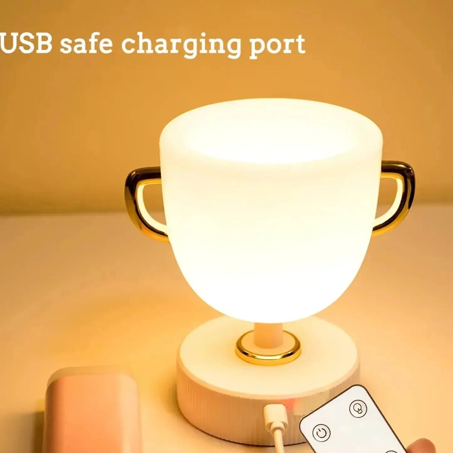 Trophy Triumph Night Light & Pen Holder - Bear Hugs